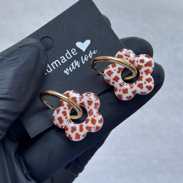Créoles fleurs interchangeables motif vache (brun)