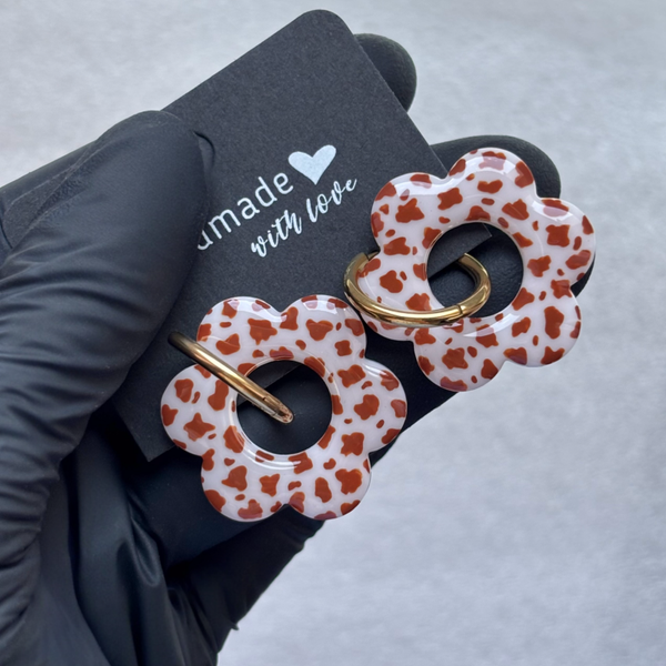 Créoles maxi fleurs interchangeables motif vache (brun)