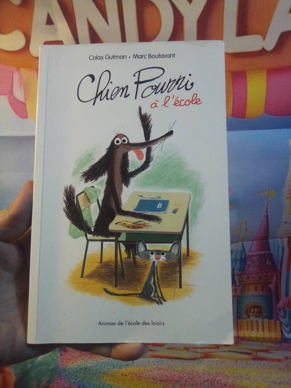 Chien pourri à l'école