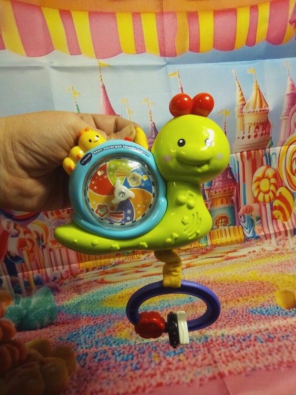 Hochet musicale "Mon escargot tourni-rigolo"