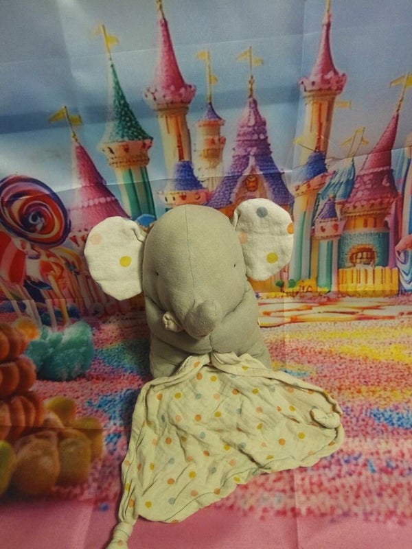 Boîte à musique éléphant