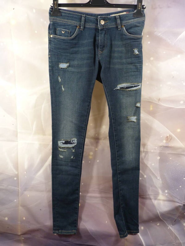 Jean