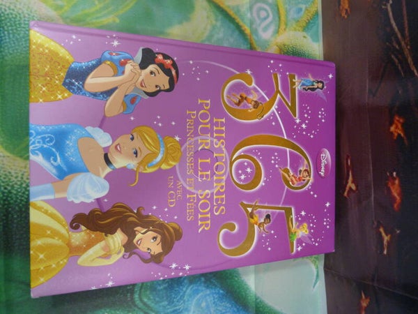 365 histoires pour le soir "Princesses et fées"