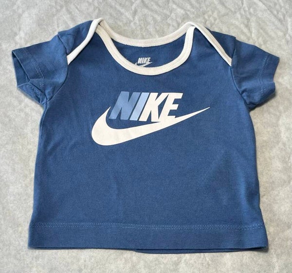 T-shirt "Nike"