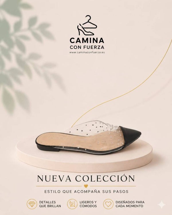 Sandalias transparentes y negras con brillos
