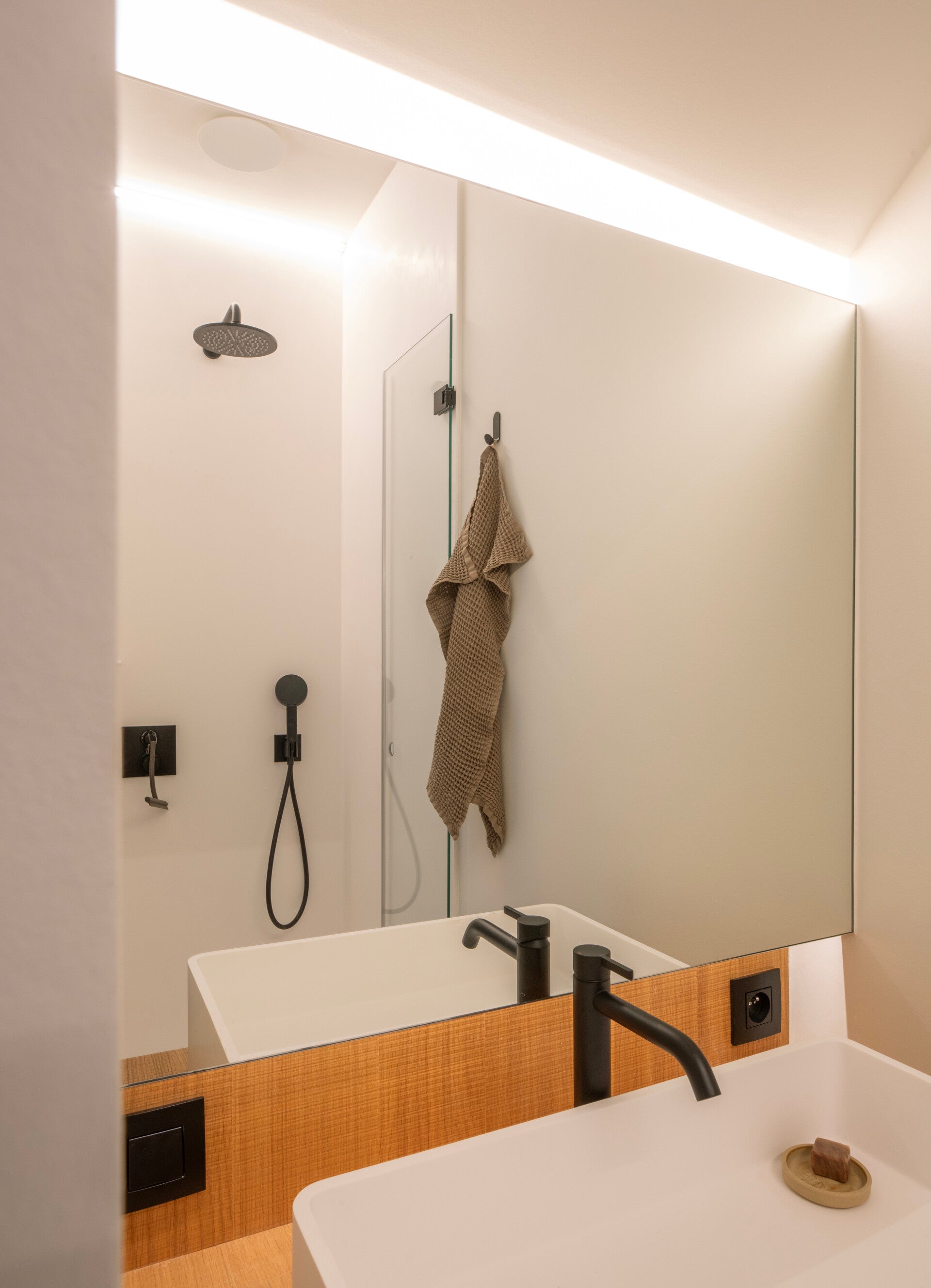 niel-71-suite-18-standard.jpg