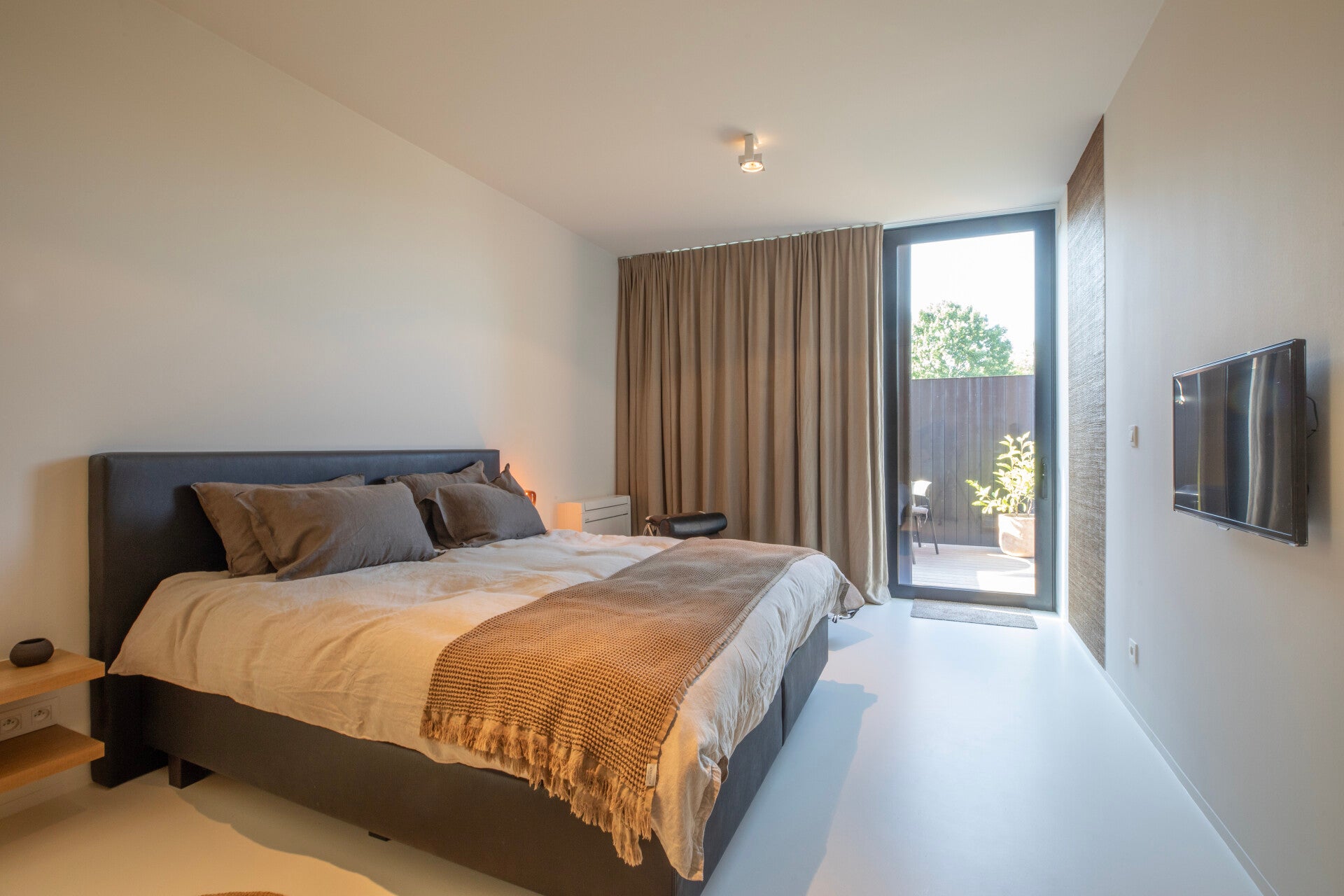 niel-71-suite-20-standard.jpg