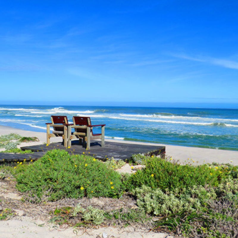 img-on-the-beach-03.jpg
