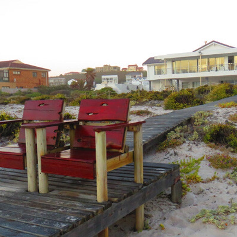 img-on-the-beach-01.jpg