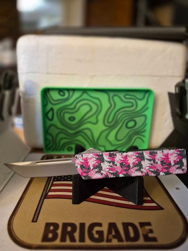 Lighting OTF Knife Tanto Half Bigfoot Camo Pink