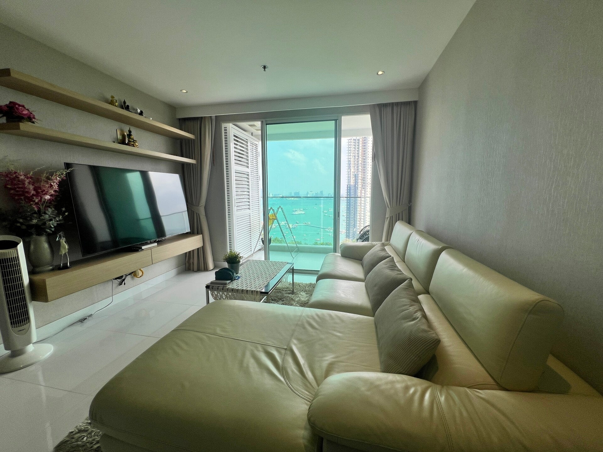 Amari Residence