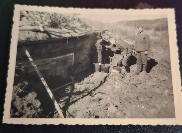 Foto ww2 bij een bunker