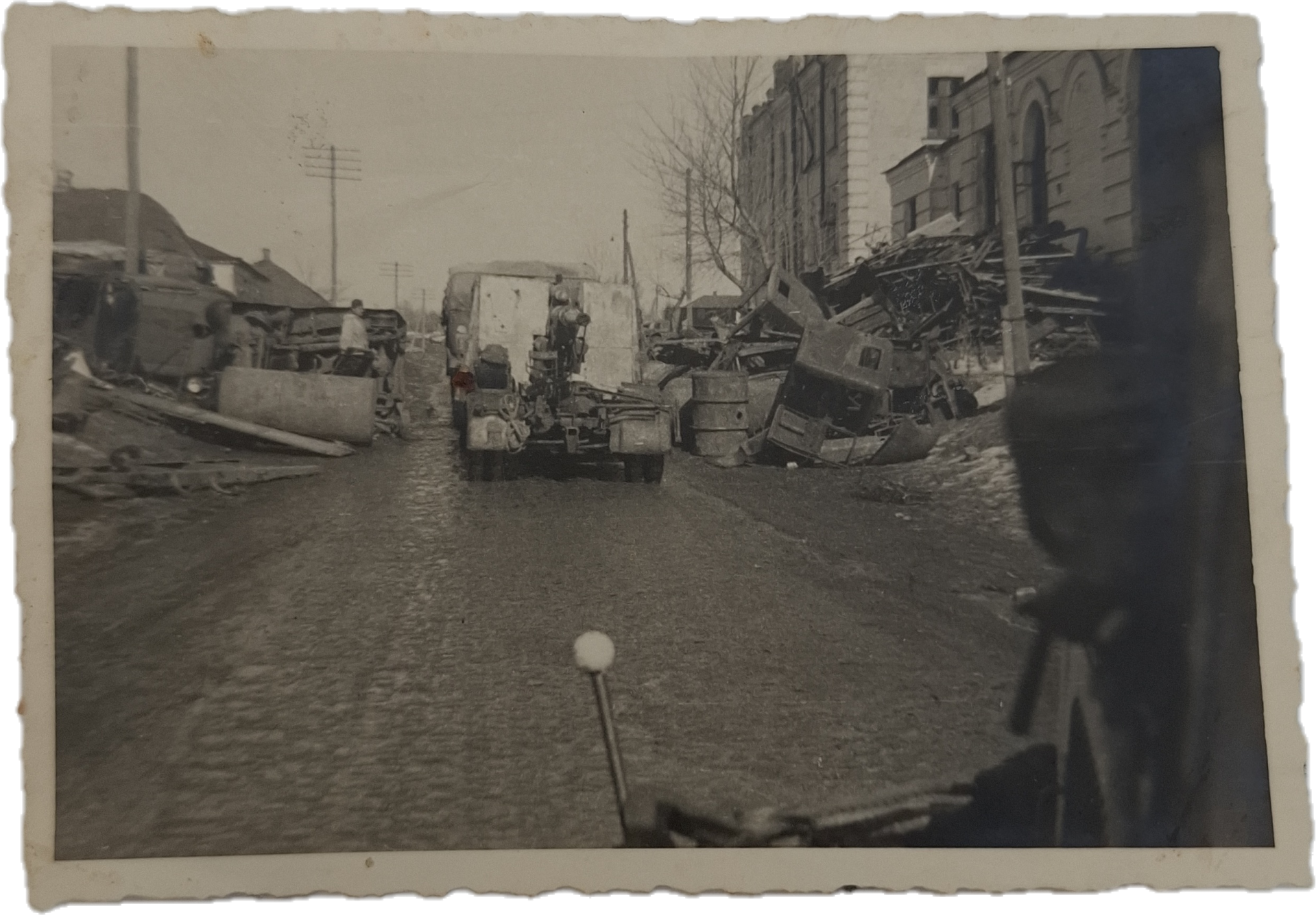 Original WW2 Photo - Charkow 1943 (Eastern Front) - Wehrmacht Flak Convoy