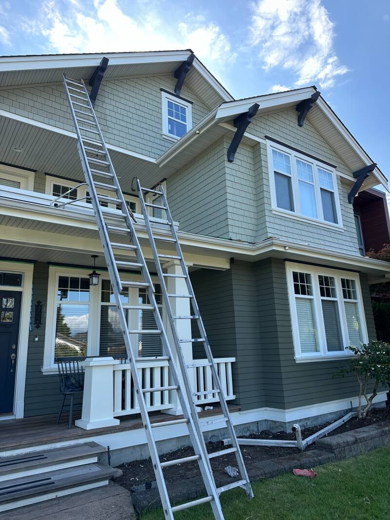 Professional exterior home painting near me with clean and durable paint finishes