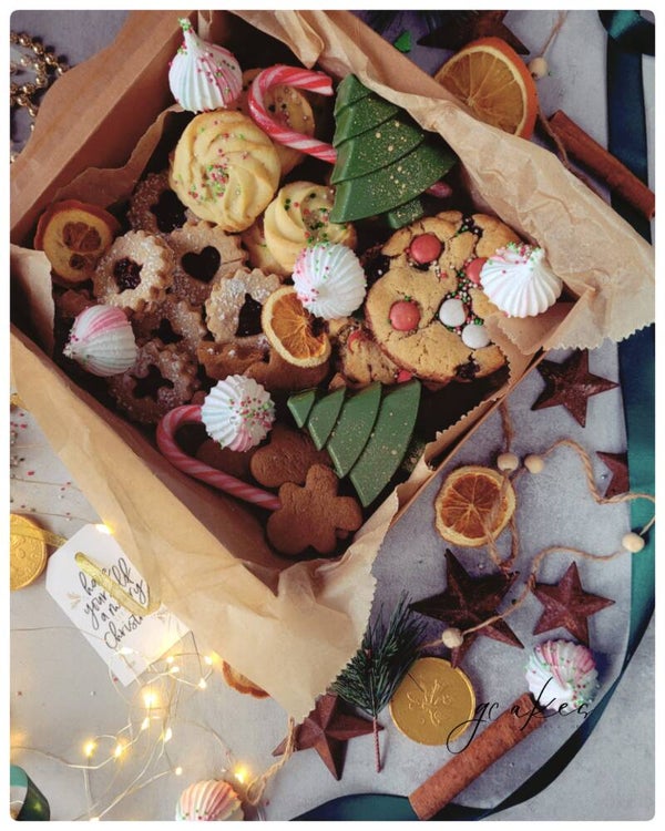 'Festive Biscuit Box'