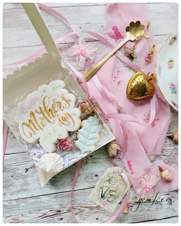 Option 4: ‘A little something for Mum' Mini Treat