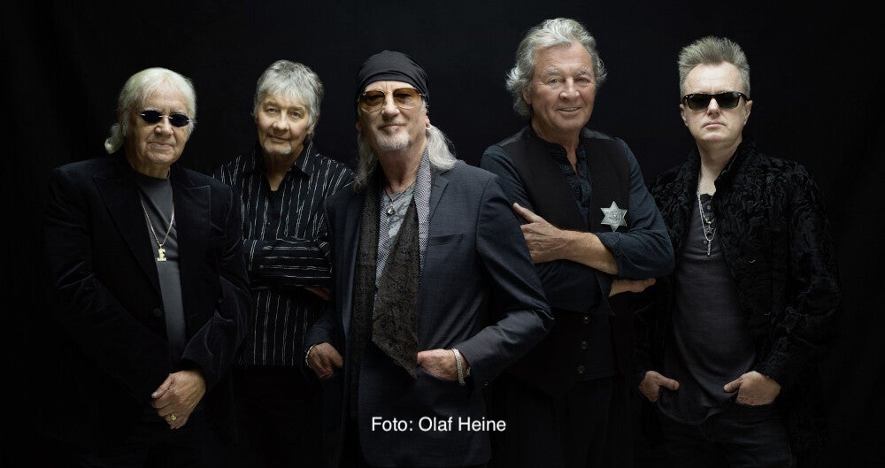 v.l.n.r. Ian Paice, Don Airey, Roger Glover, Ian Gillan, Simon McBride (PhotoCredit: Olaf Heine)