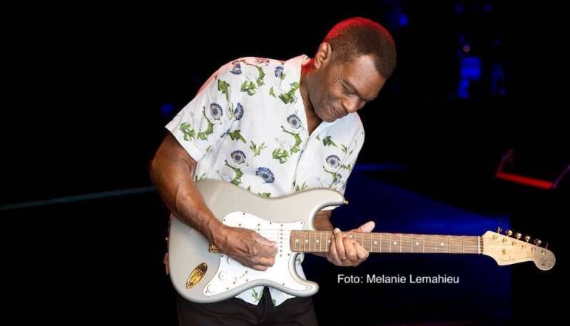 Robert Cray mit Gitarre | Foto: Melanie Lemahieu