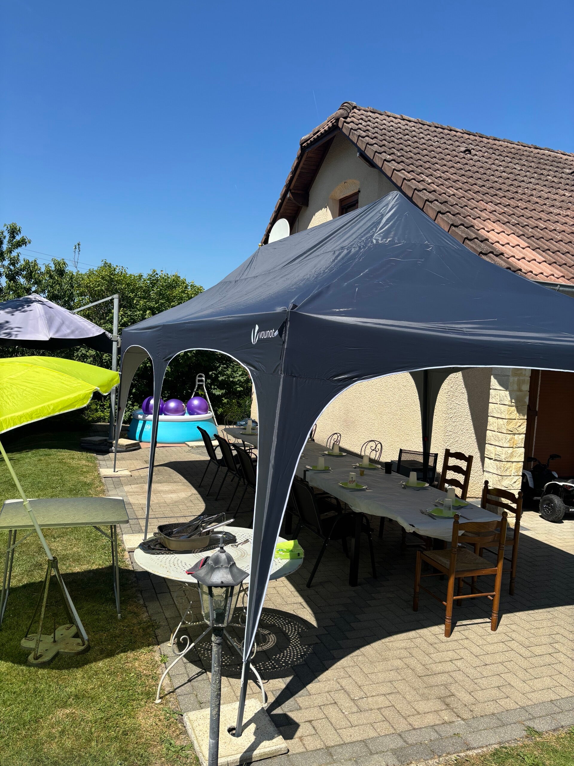 Tonnelle pliante 3m x 6m