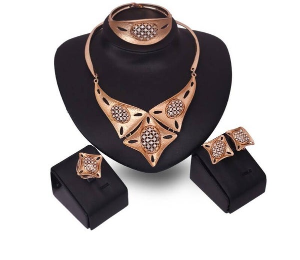 MzSucc3zz  Ladies African Dubai Hollow Floral Rhinestones Deco Rose-Gold Necklace Set
