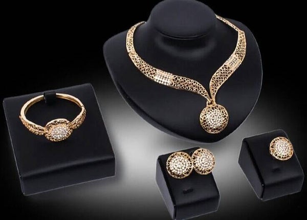 MzSucc3zz Ladies Hollow Rhinestone Necklace Bracelet Ring Earrings Set