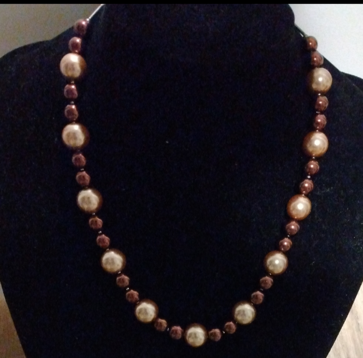MzSucc3zz Women Chunky Vintage Mixed Colors Heavy Pearl Beaded Necklace