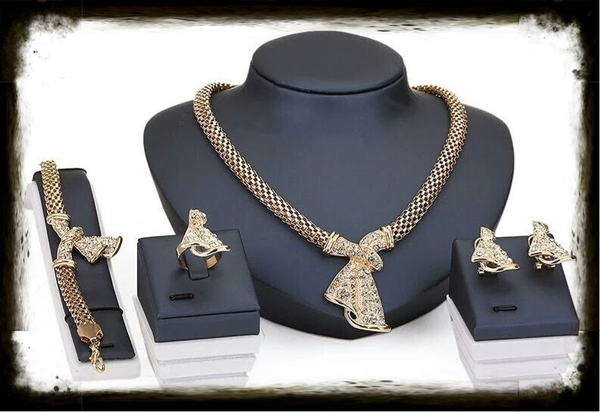 MzSucc3zz Dubai Bowtie Rhinestone Pave Snake Chain Gold Plated Set