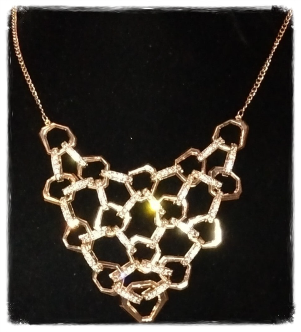 MzSucc3zz Gold -Plated Honeycomb Chainmail Crystal Bib Necklace