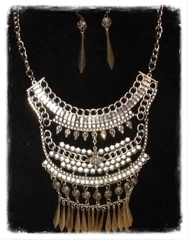 MzSucc3zz Big Vintage Tassels Pendant Statement Necklace Set