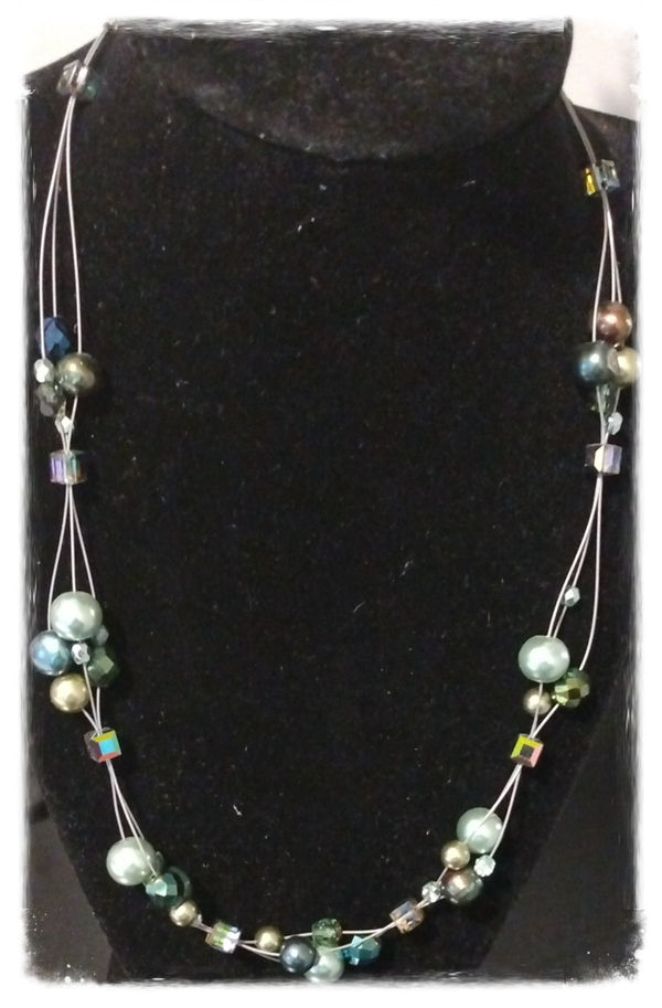MzSucc3zz Twisted Layers Pearl Mix Colors Beads w/ Square Crystal Ornates Necklace