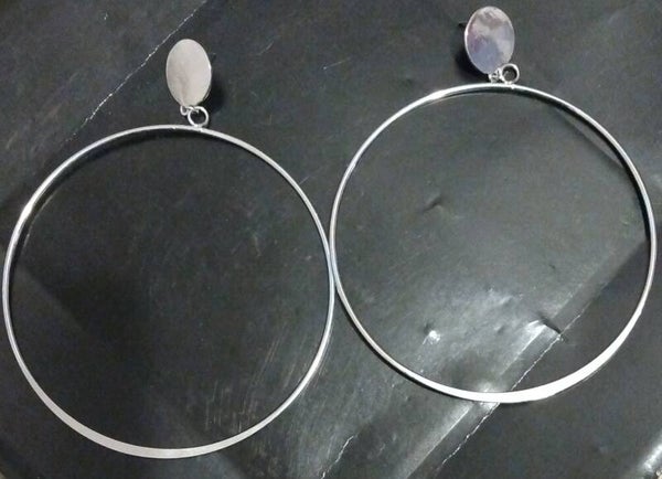 MzSucc3zz Female Oversized Round Circular Shaped Hoop Silver Earrings