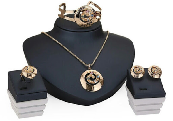 MzSucc3zz Ladies Multi layers Faceted Acrylic Colorful Rhinestone Crystal Swirl Round Pendant Gold Necklace 4 Pcs Set