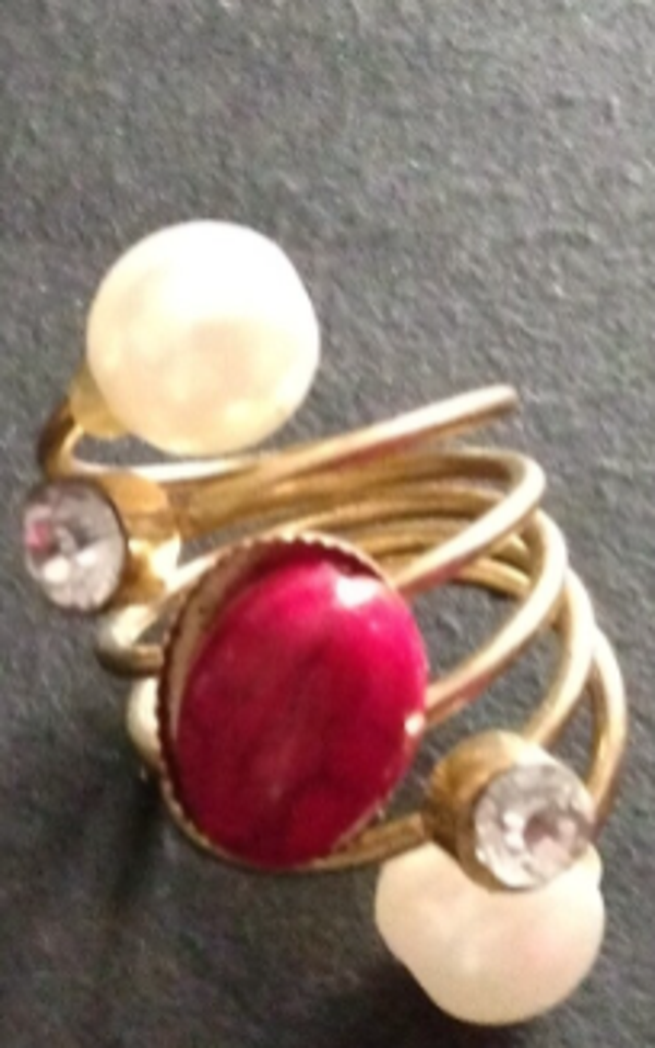 MzSucc3zz Ladies A Turquoise Red or Gray Stone Ring w/ Coiled Wrap-style Ring