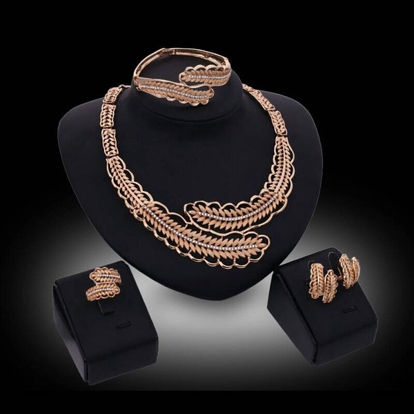 MzSucc3zz Ladies Feathers Shaped Rhinestones Crystal Pendant Necklace Set