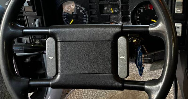 SE steering wheel horn cover