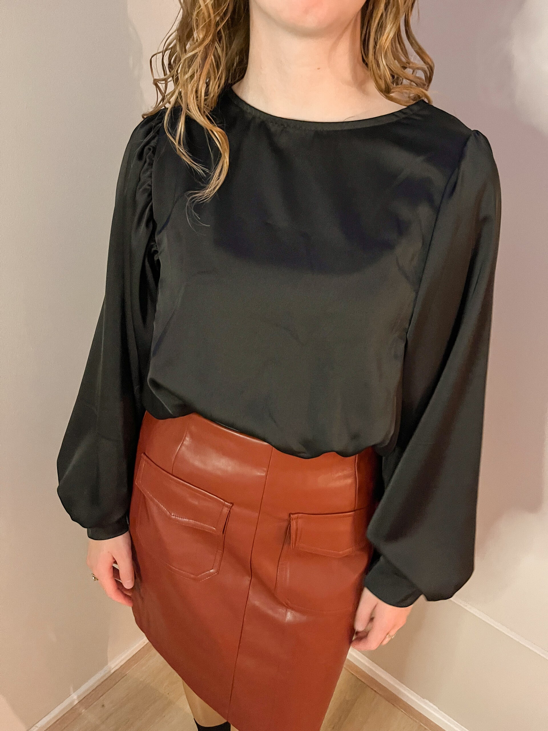 Satijnen blouse zwart
