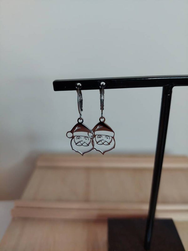 RVS oorringen zilverkleurig met kerstman hanger