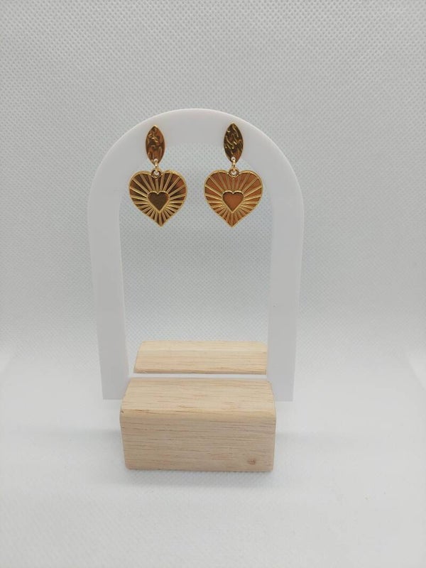 Oorbellen rvs goudkleurig met hart hanger