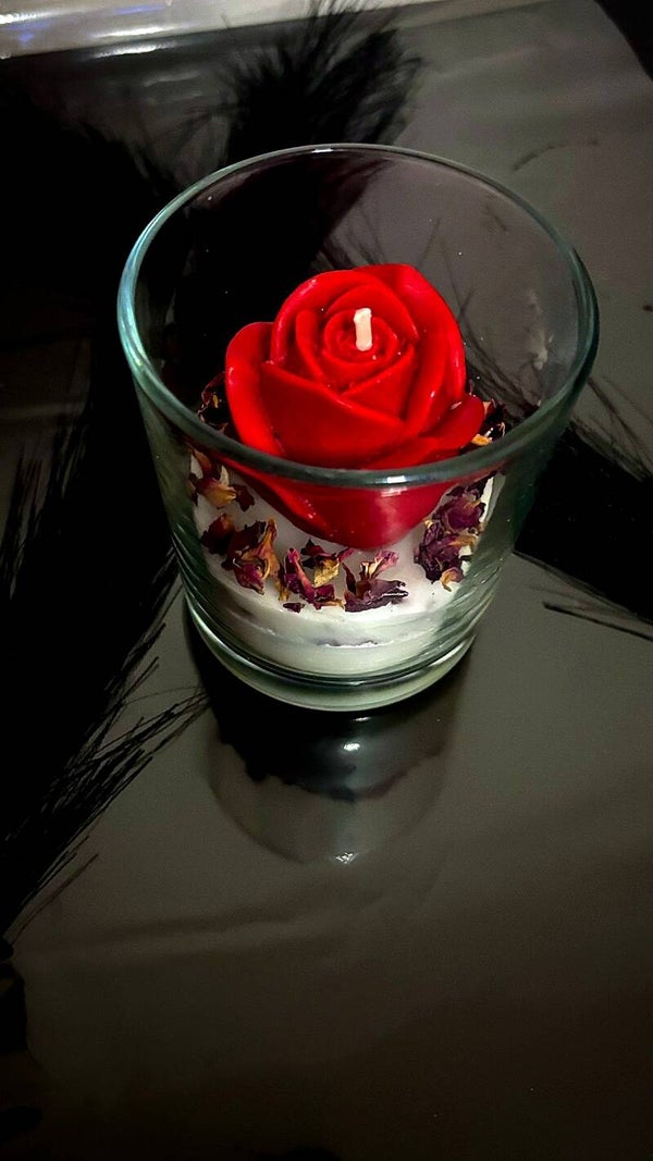 Róża w szkle