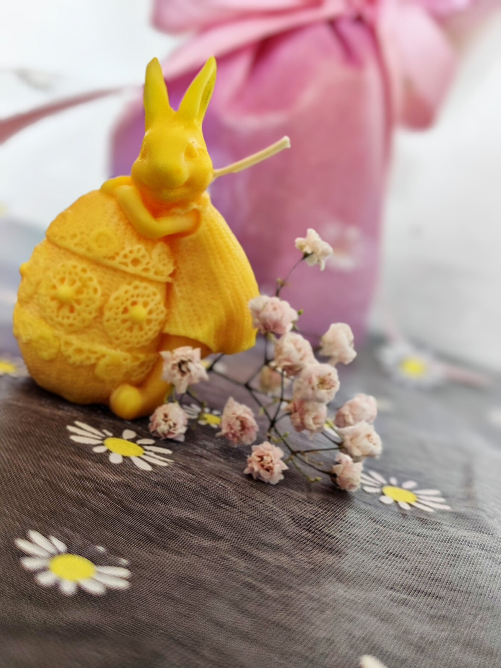 Króliczek z pisanką