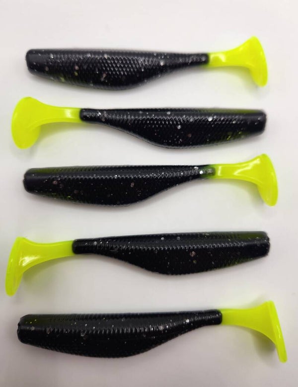 Moonrock/ Chart. Paddle Tails