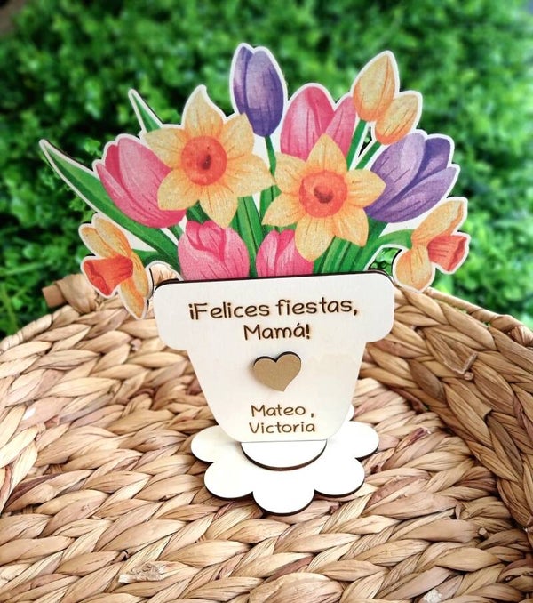 Maceta decorativa personalizada con flores de primavera 🌸