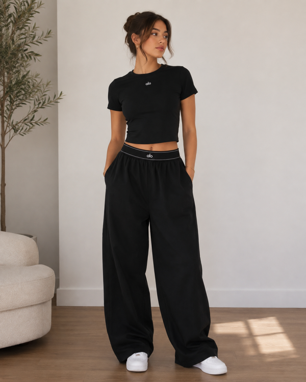 Ensemble Yoga Femme Noir – Pantalon Fluide & Crop Top