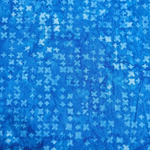 B102 - batikstof  kabalt blauw motief