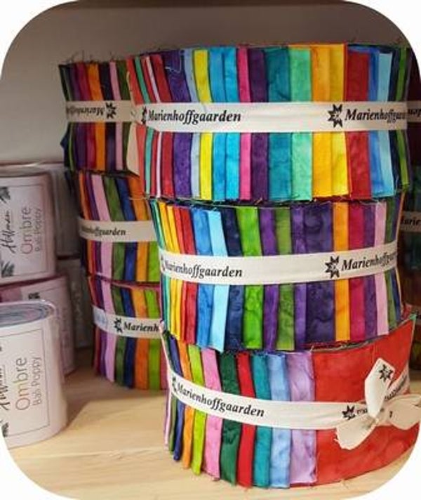 Batik basic Jellyrol