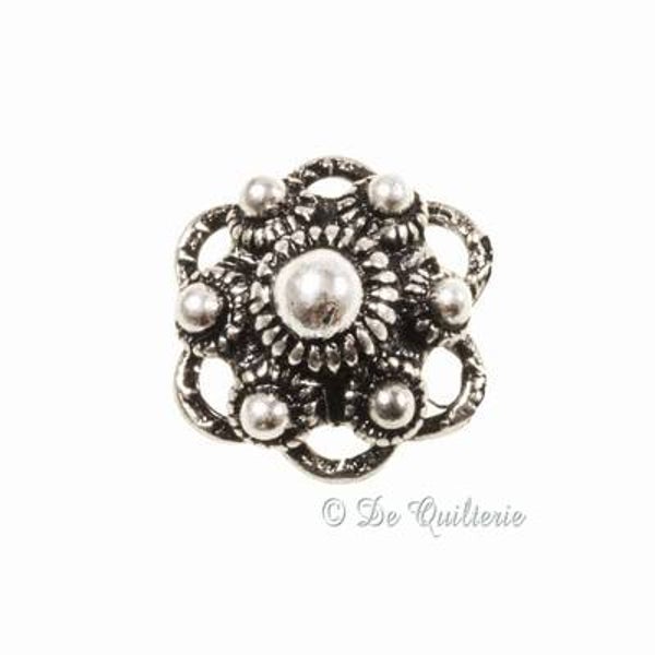 Zeeuwse knop 13 mm antiek zilverkleur.