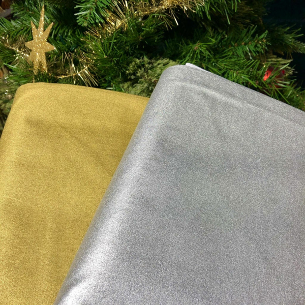 Q30 - stof metallic goud of zilver-  Benartex