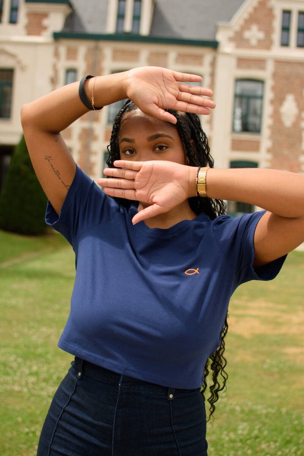 CROPPED STRETCH T-SHIRT