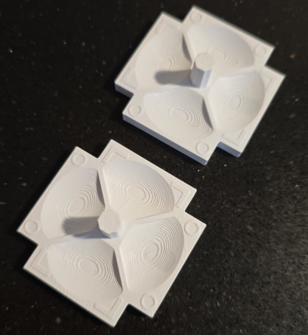 Feeding dish large for liquid or solid food