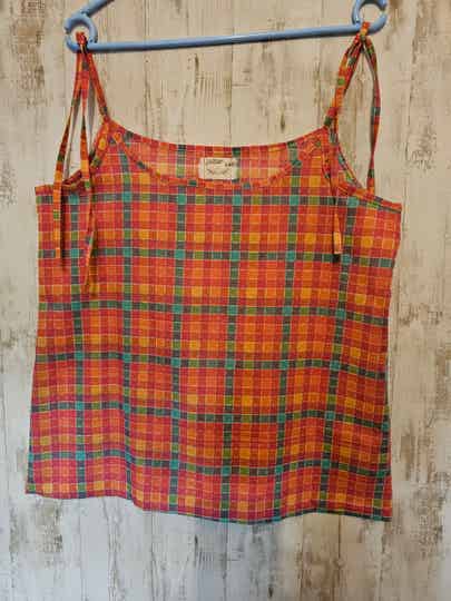 tee shirt a bretelles